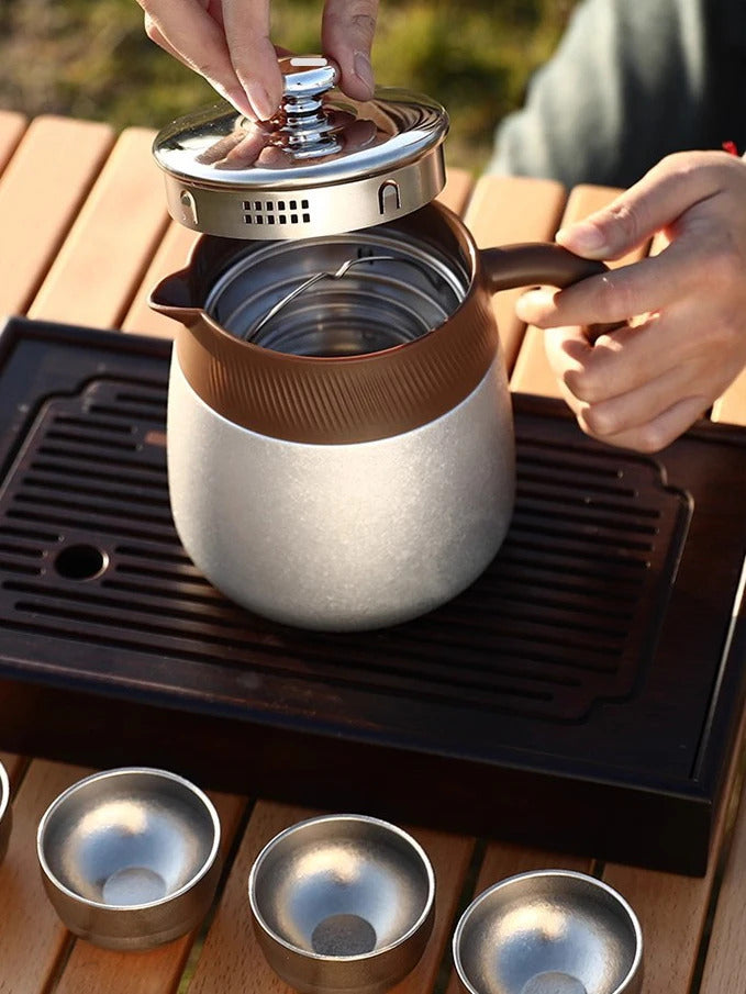 316 Stainless Steel Double-Wall Vacuum Insulated Teapot with Filter, 700ml
