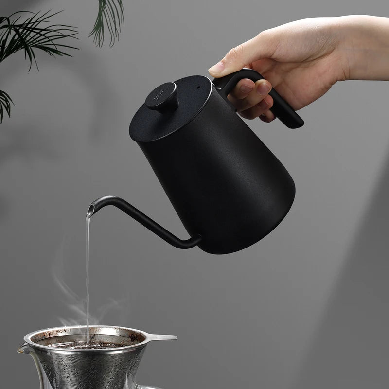 SAMADOYO 304 Edelstahl Manuelles Übergießen Handtropfkanne mit langer Öffnung Schwarzer Kaffeekessel mit Deckel für Hotelreisen 