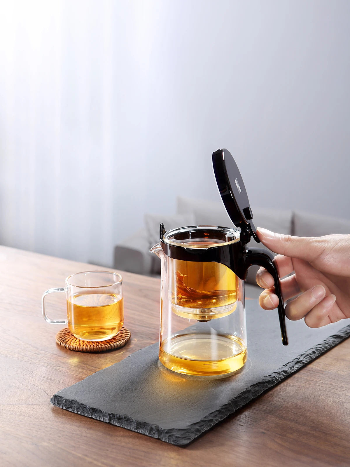 Samadoyo - Integrated Teapot with One-Touch Strainer, Heat-Resistant Glass (500ml/700ml)