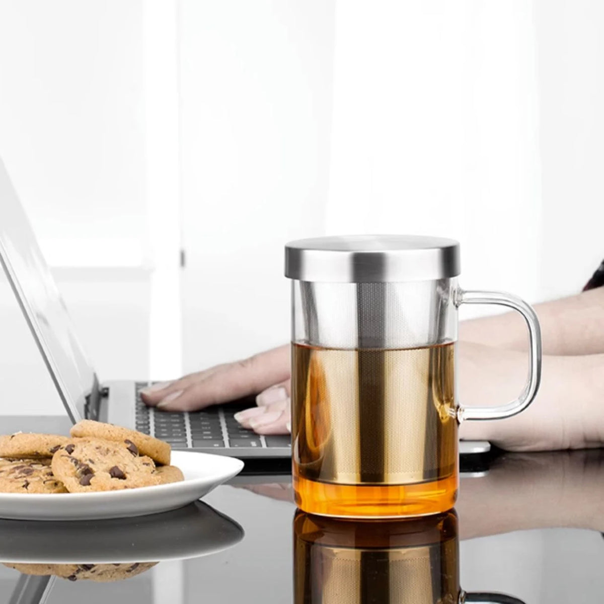 SAMADOYO Hitzebeständige Teetasse aus Glas, Tee-Wasser-Trennung, Edelstahlfilterung, Büro-Teetasse mit Deckel und Henkel 